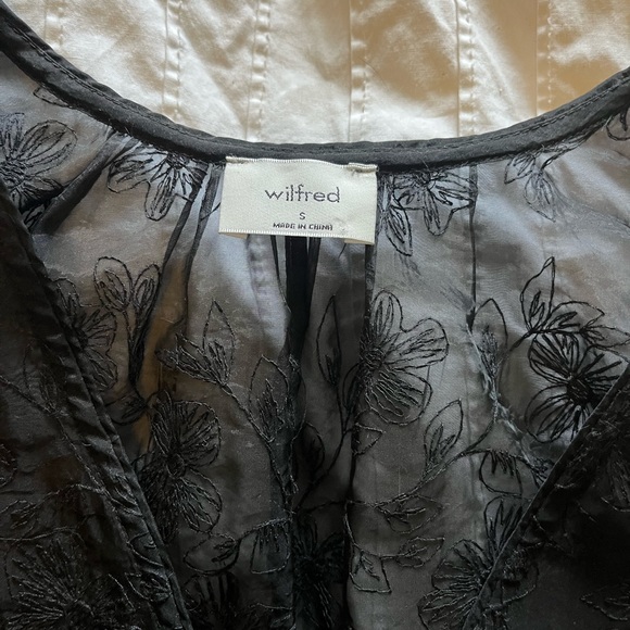Aritzia top - Picture 2 of 2